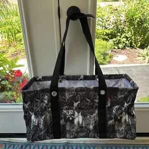 Thirty-one Large Utility Tote, Watercolor Floral